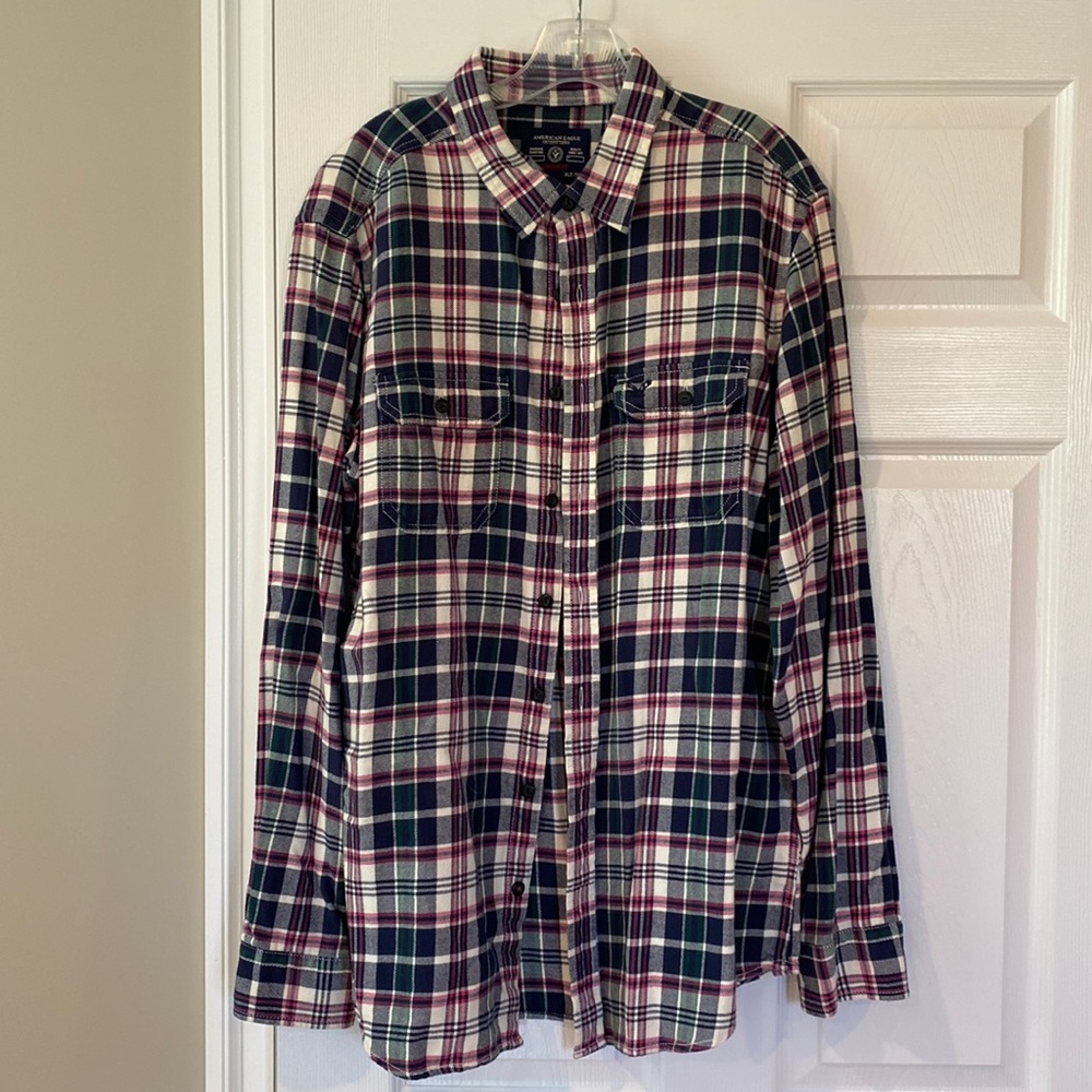 American Eagle Mens Casual Button Down